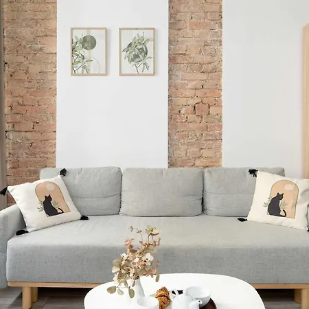 Modern Pet-friendly With Desk In Old Town By Renters Apartman Poznań